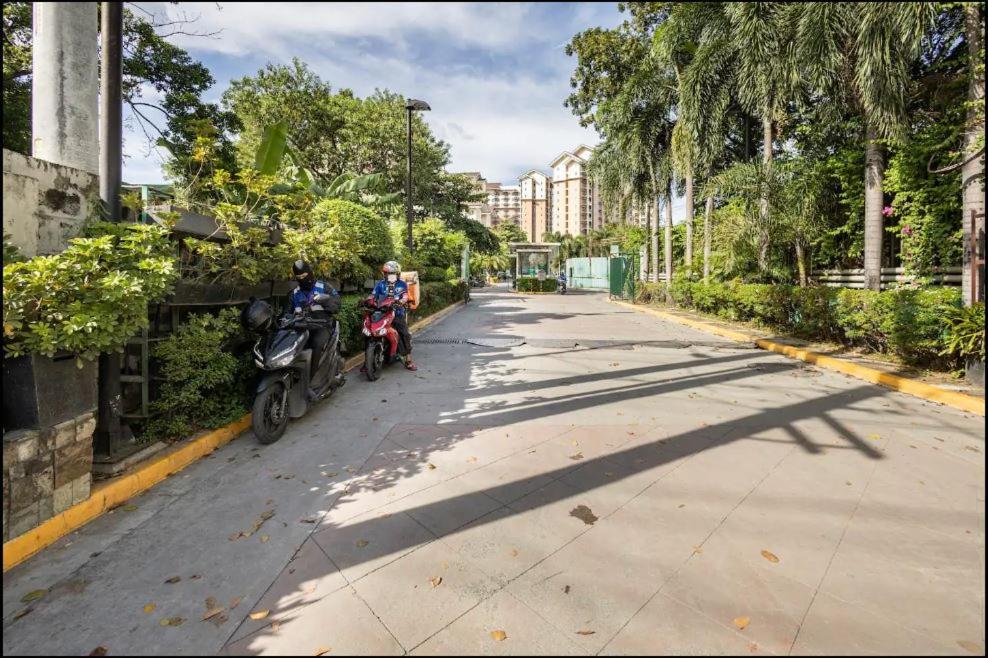 A Refreshing Condo Unit Near Bgc, Ortigas & Makati With Netflix And Wifi Manila Exterior foto